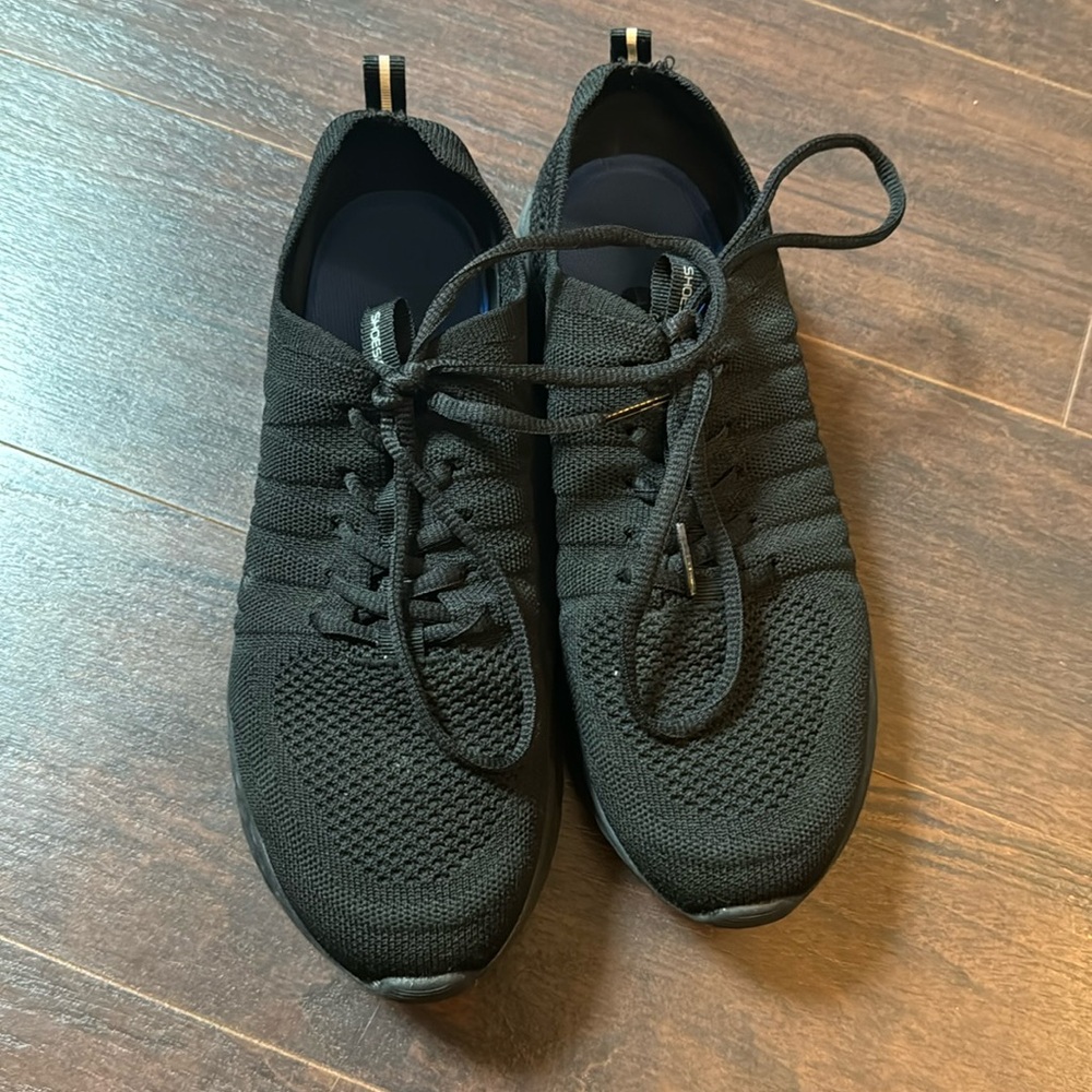 Shoes for crew size 7.5